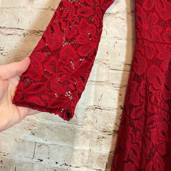 MissMay Dress Womens Small Red All Over Lace Overlay Off The Shoulder Midi Lined - Picture 13 of 15
